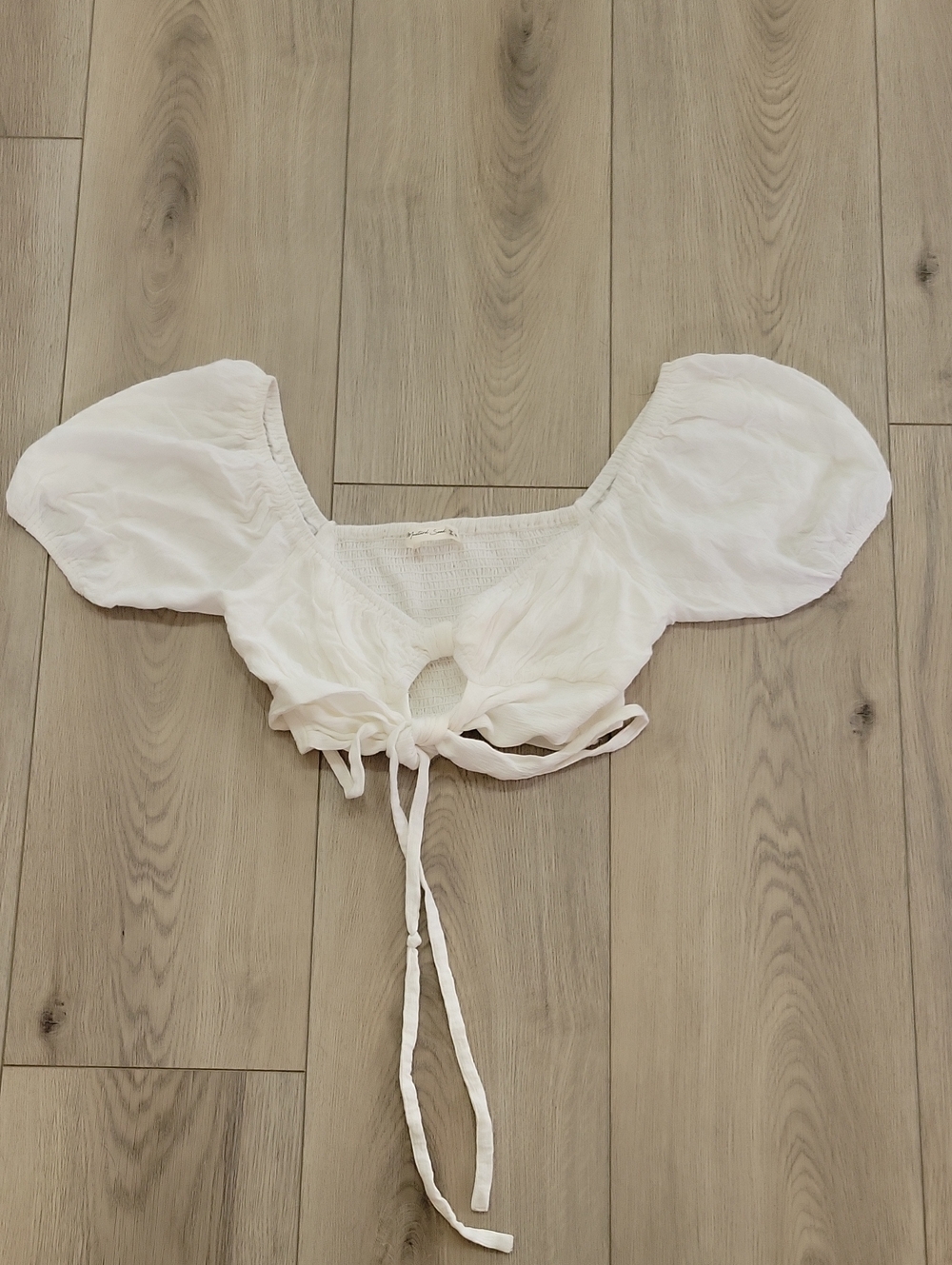 Mustard Seed White Puff Sleeve Tie-Front Crop Top